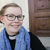 Anne Koivula jobbar som församlingspastor i Petrus församling.