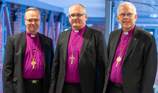 Ärkebiskop Tapio Luoma, biskop Bo-Göran Åstrand och Svenska kyrkans ärkebiskop Martin Modéus diskuterade krig och ekonomi, bland mycket annat.