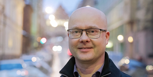 Soc & koms rektor Tuomas Martikainen har jobbat i krysset religion–samhälle.