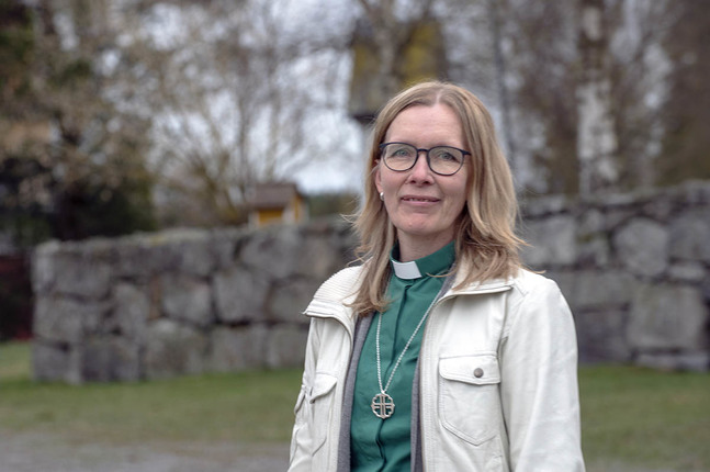 Anne Holm-Haavisto har flyttat tillbaka till hembyn Vexala och har nu sin arbetsplats i Munsala kyrkby.
