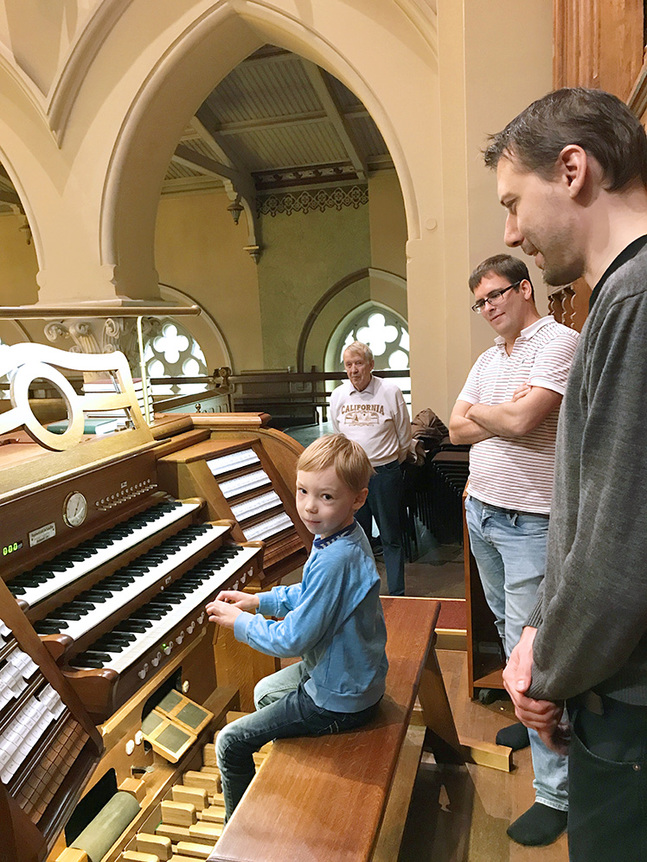 I Johannes församling vill man förmedla att orgeln är ett instrument för alla att glädja sig åt.