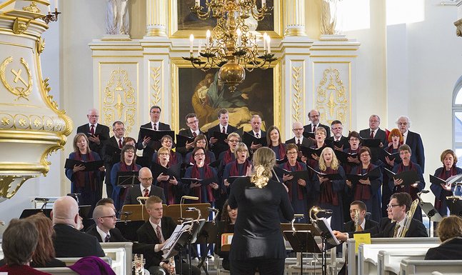 Kammarkören Psallite i Korsholms kyrka med Susanne Westerlund som dirigent. 