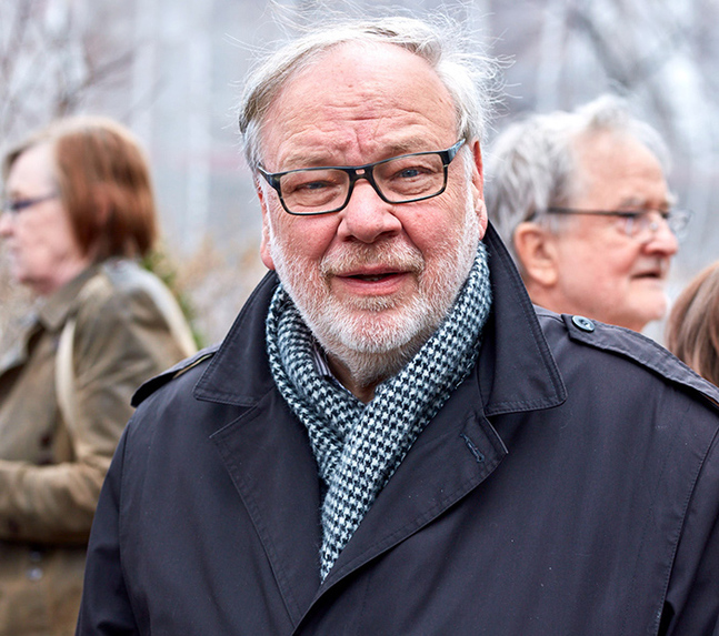 Björn Månsson är förtroendevald från Petrus församling i gemensamma kyrkofullmäktige åren 2019-2022. Hans favoritplatser i stan är bland andra huset i Mosabacka och släktens ”urhem” Kottby.