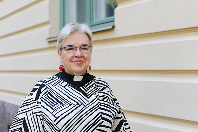 Monica Heikel-Nyberg kommer att fortsätta som kaplan i Johannes församling i Helsingfors.