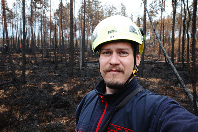 En skogsbrand lämnar ett öde landskap efter sig, men är ändå en del av skogens levnadscykel,
konstaterar Linus Stråhlman. 